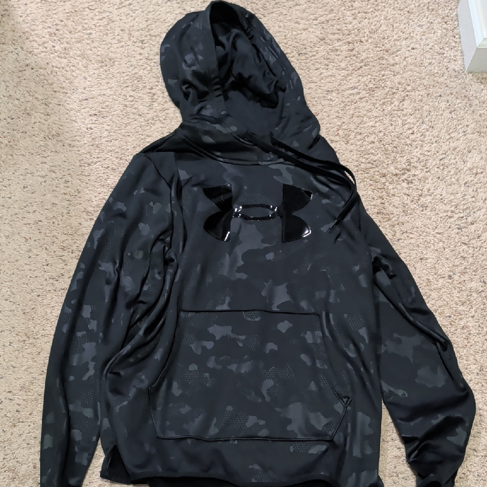 Under Armour Charcoal Camo Hoodie